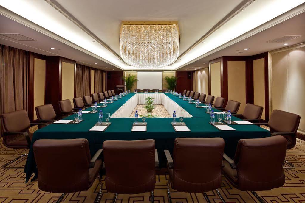 หยุนเจิ้น จินหลิง เวิลด์เทรดพลาซา โฮเทล Hotel สือเจียจวง ภายนอก รูปภาพ