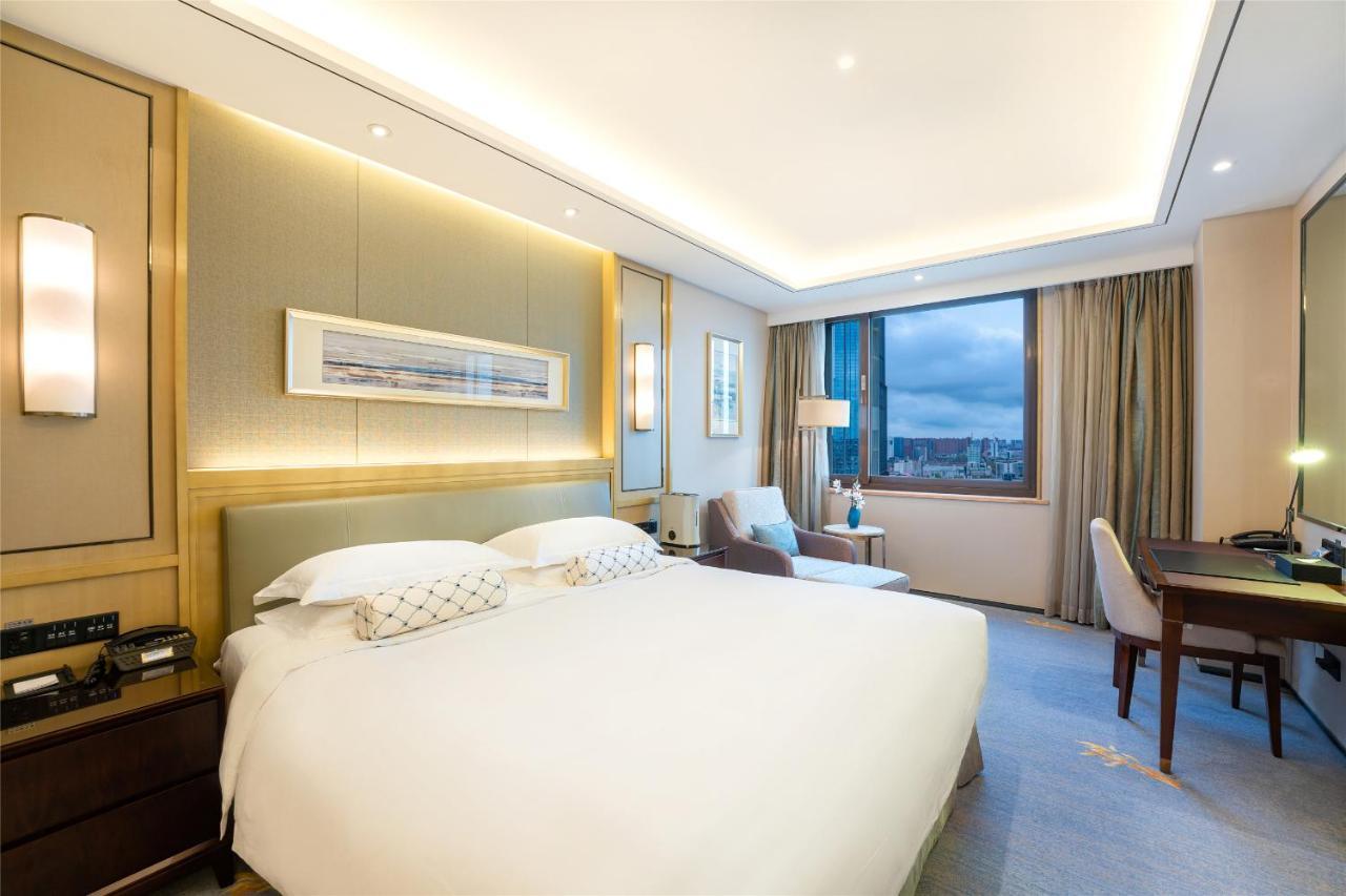 หยุนเจิ้น จินหลิง เวิลด์เทรดพลาซา โฮเทล Hotel สือเจียจวง ภายนอก รูปภาพ