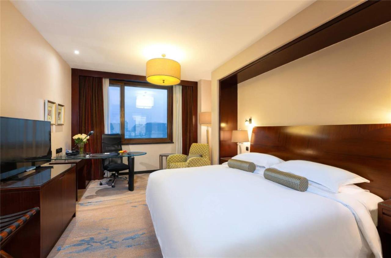 หยุนเจิ้น จินหลิง เวิลด์เทรดพลาซา โฮเทล Hotel สือเจียจวง ภายนอก รูปภาพ